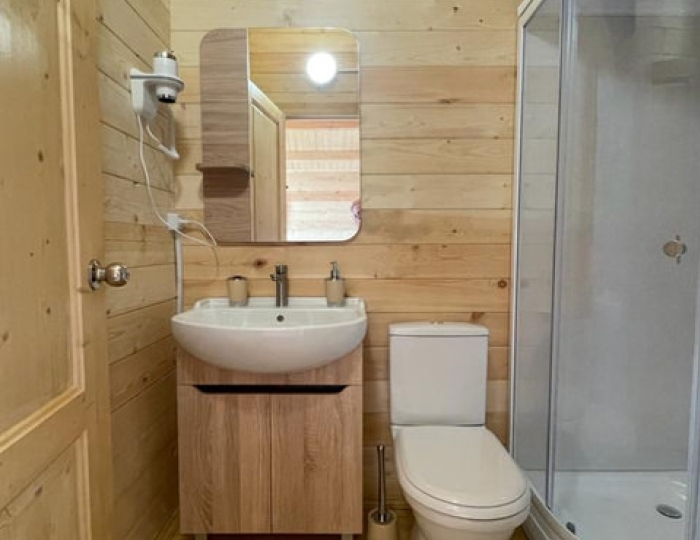 Шале 3-местное (2-местное размещение) - Отель «Фридом-3» Пицунда